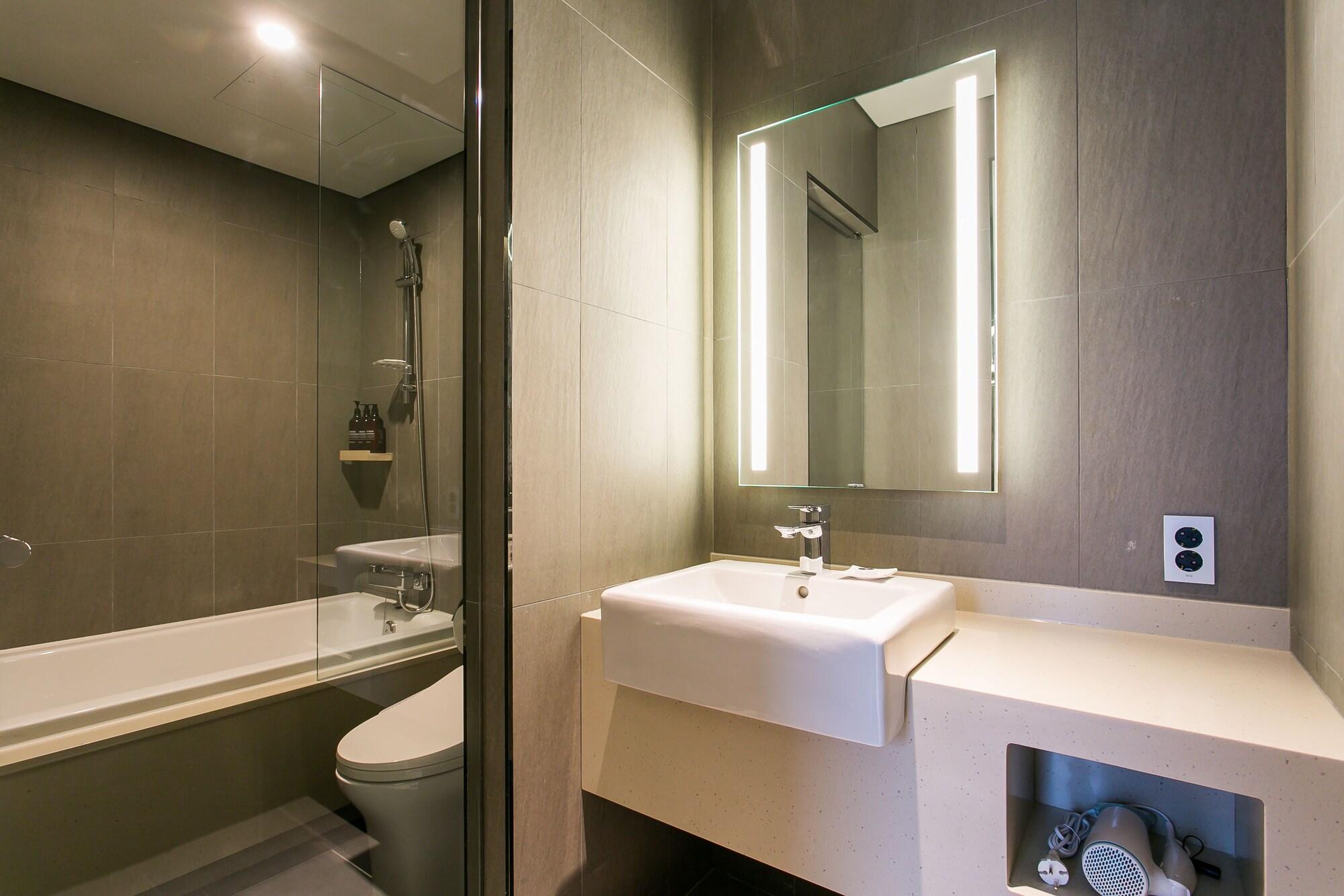 H Avenue Hotel Dongdaemun Sungshin Seul Dış mekan fotoğraf